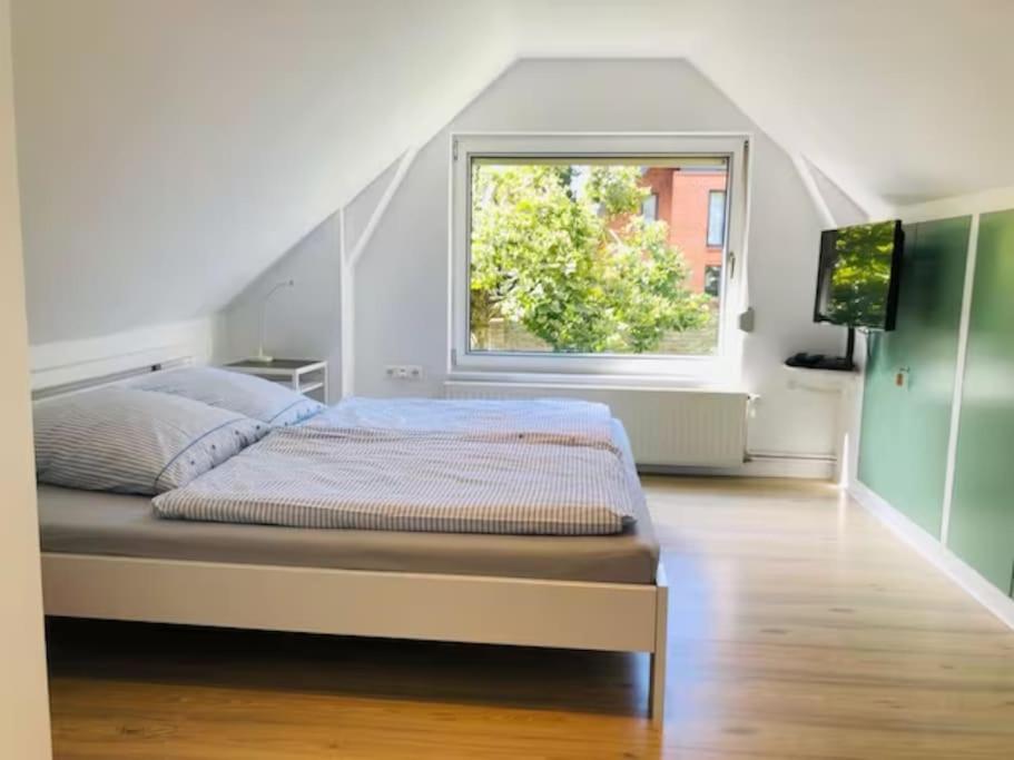 Ferienhaus Am Wasser - Citynah Berlin Exterior foto